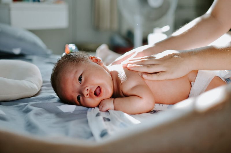 Yenidoğan Bebek Bakımı Nasıl Yapılır? - Muhiku