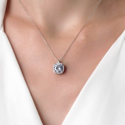 Gümüş - 925 Ayar Gümüş Swarovski Taşlı Beyaz Tasarım Kolye