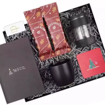 Erkek Arkadaşa Yılbaşı Hediye Kutusu