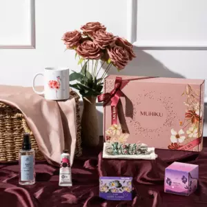 Flamingo Mutluluk Hediye Kutusu