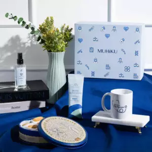 Sağlık Çalışanına Renkli Hediye Kutusu